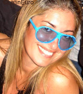 Date this lovely Brazil girl Karyne from BELO HORIZONTE B2948