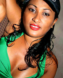 Date this hard body Brazil girl Arenilde from SAO LUIS B2958