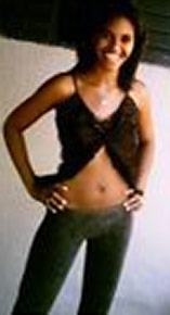 Date this happy Brazil girl Ana from ABADIA DE GOIAS B2963