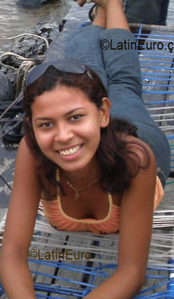 Date this stunning Brazil girl Priscila from OURO VERDE B2999