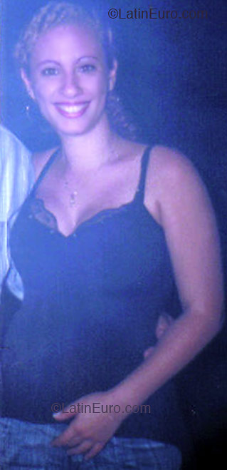 Date this hard body Brazil girl Sara from SAO GONCALO B3015