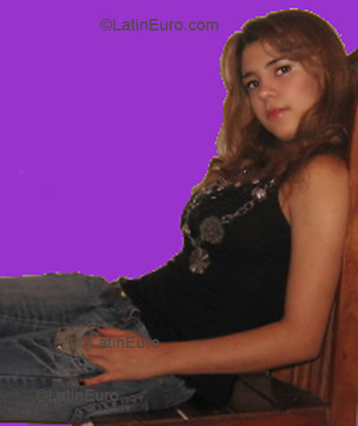 Date this athletic Brazil girl Erica from CORURIPE B3040