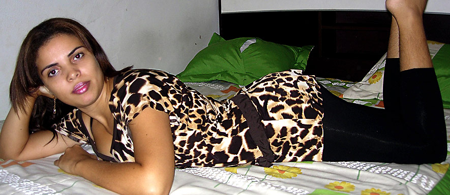Date this happy Brazil girl Melissa from NOVA VENECIA B3088