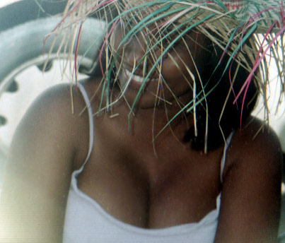 Date this foxy Brazil girl Catia from SALVADOR B3093