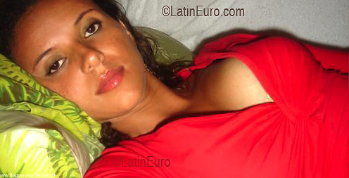 Date this young Brazil girl Elisangela from IPORA B3097