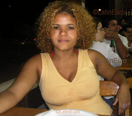 Date this passionate Brazil girl Cristiana from SAO PAULO B3152