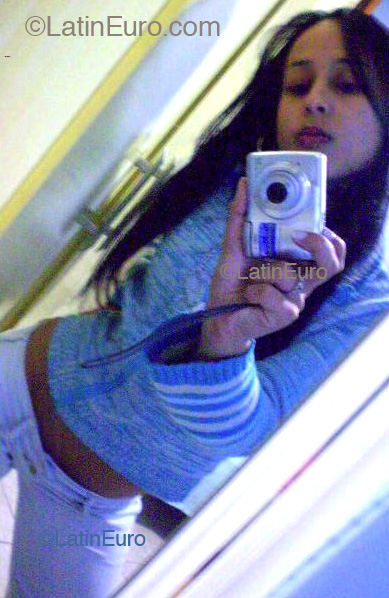 Date this charming Brazil girl Maysa from SAO PAULO B3258