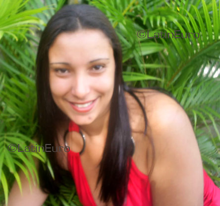 Date this hard body Brazil girl Danyelli from CARIACICA B3438