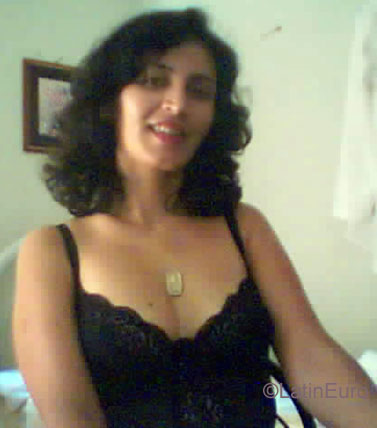 Date this cute Brazil girl Sara from FLORIANO B3584