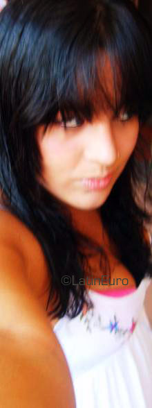 Date this happy Brazil girl Barbara from  B3615