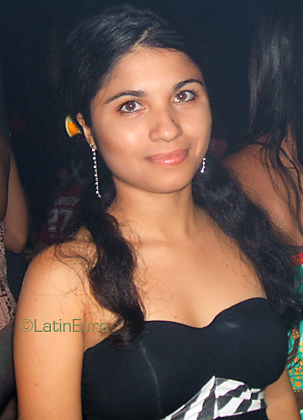 Date this lovely Brazil girl Tainan from FORTALEZA B3639