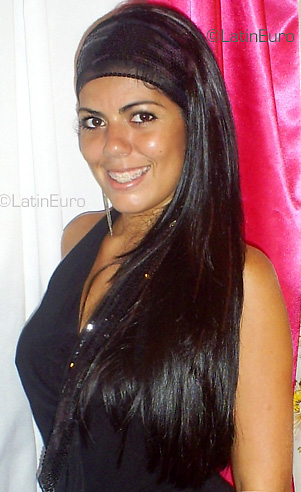 Date this tall Brazil girl Alessandra from RIO DE JANEIRO B3651