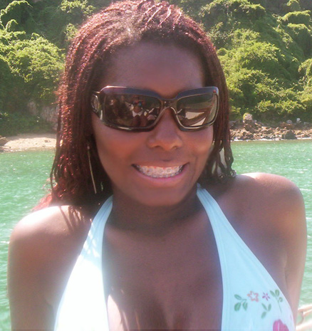 Date this gorgeous Brazil girl Valeria from COSMOPOLIS B3682