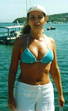 Date this fun Brazil girl Fernanda from ARARAQUARA B3692