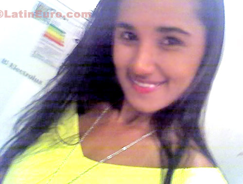 Date this sultry Brazil girl Rose- from Rio de Janeiro B376