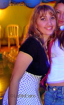 Date this sensual Brazil girl Alexandra from  B3835