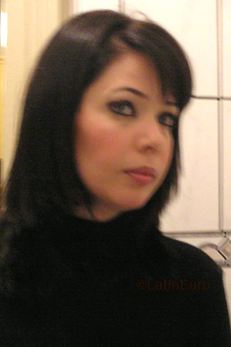 Date this hard body Brazil girl Luci from RIO DE JANEIRO B3909