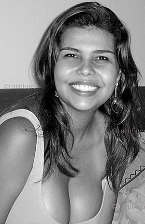 Date this hot Brazil girl Rachael from  B4068
