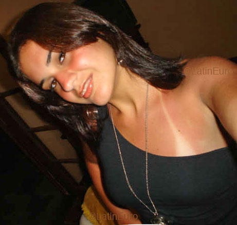 Date this gorgeous Brazil girl Thayane- from NITEROI B4089