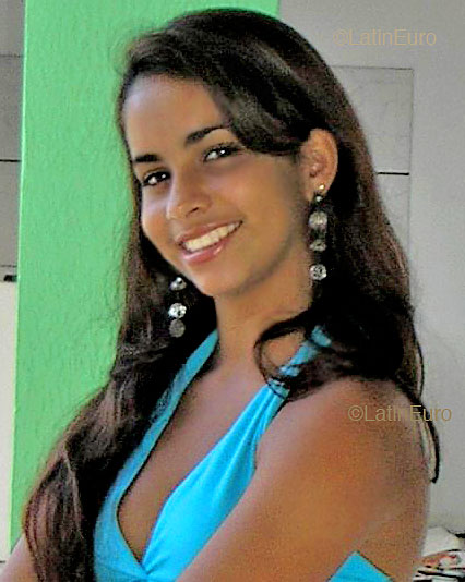Date this pretty Brazil girl Camile from JEQUIE B4094