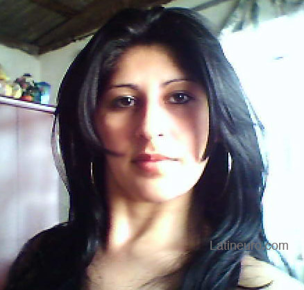 Date this delightful Brazil girl Josiane from JARDIM B4155