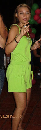 Date this delightful Brazil girl Ana from MARITUBA B4197