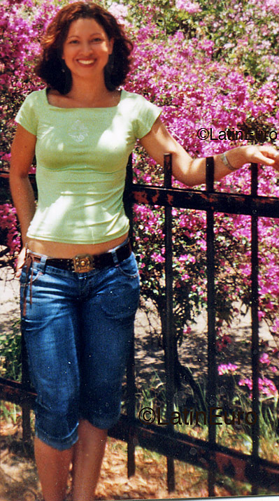 Date this foxy Brazil girl Maria from BAURU B4231