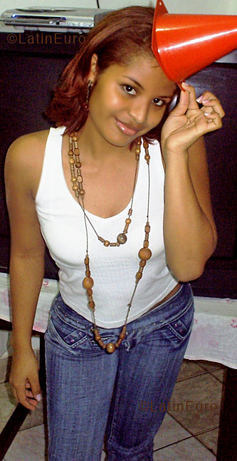 Date this exotic Brazil girl Mirlene from MANAUS B4306
