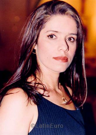 Date this beautiful Brazil girl Dorinha from CUIABA B4311