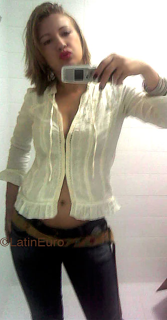 Date this lovely Brazil girl Cintia from SAO JOAO DE MERITI B4344