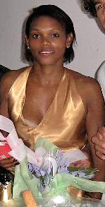 Date this gorgeous Brazil girl Anadilza from MARCO B4367