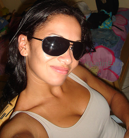 Date this sultry Brazil girl Lidiana from PORTO VELHO B4374