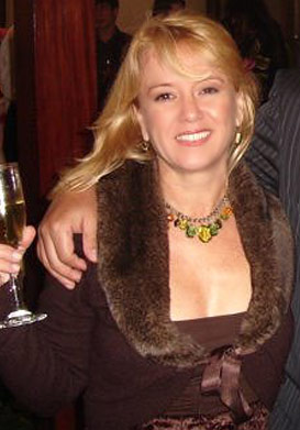 Date this stunning Brazil girl Silvia from SAO PAULO B4400