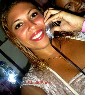 Date this lovely Brazil girl Daniely from FORTALEZA B4432