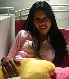 Date this attractive Brazil girl Gisele from  B4457