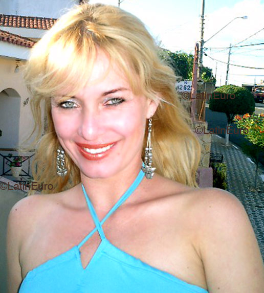 Date this tall Brazil girl Ana from VOTORANTIM B4482