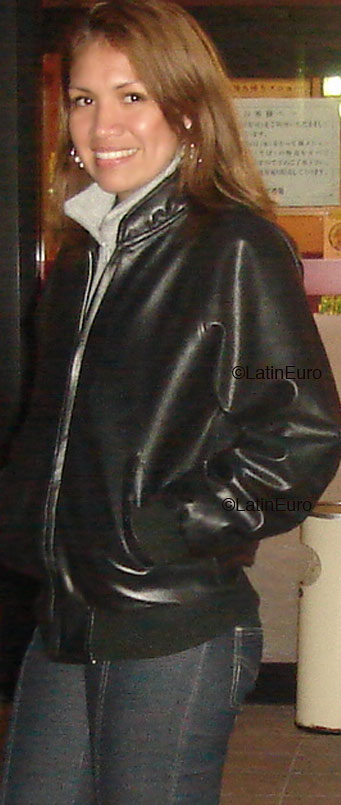 Date this good-looking Brazil girl Silmara from  B4629