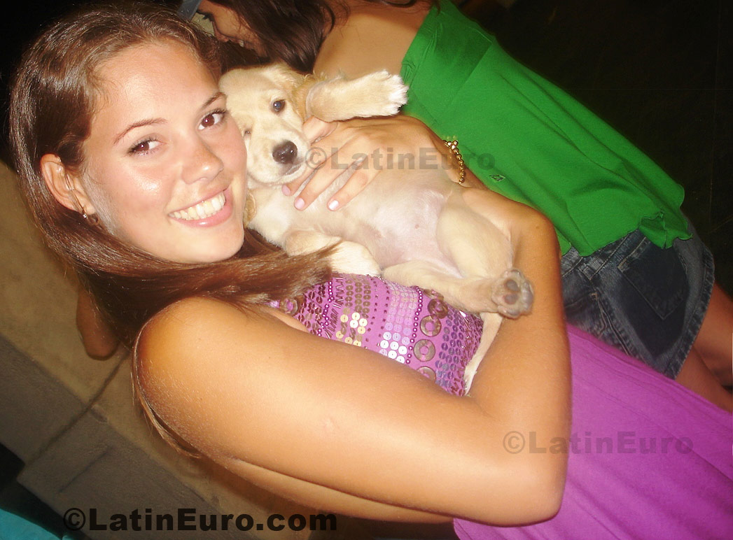 Date this foxy Brazil girl Patricia from Manaus B467