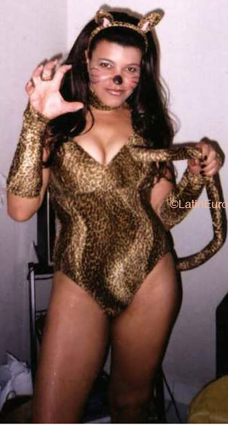 Date this young Brazil girl Elis from VARGINHA B4698