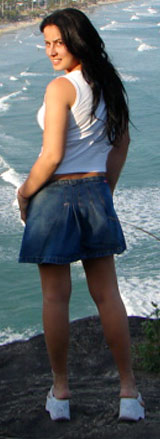 Date this attractive Brazil girl Betania from SAO PAULO B4702