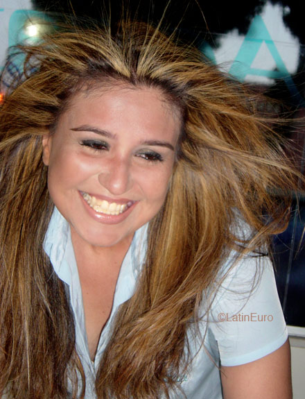 Date this sensual Brazil girl Carla from BELEM B4765