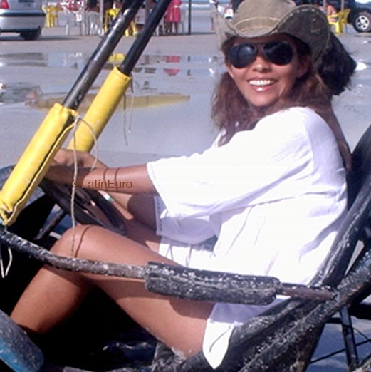 Date this beautiful Brazil girl Marcia from PALMAS B4790