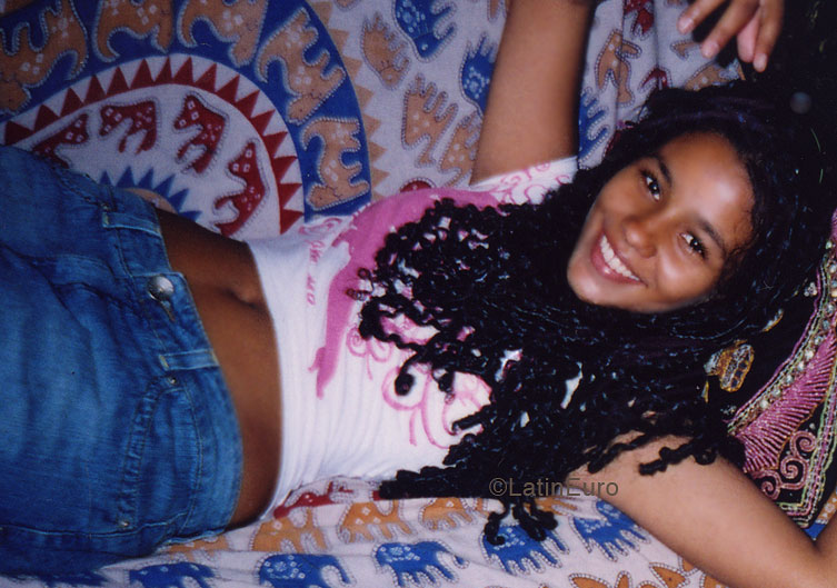 Date this georgeous Brazil girl Bruna from MANAUS B4818