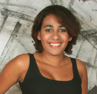 Date this happy Brazil girl Maria from CARUARU B5054