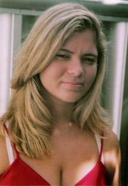 Date this hot Brazil girl Gesimari from  B5101