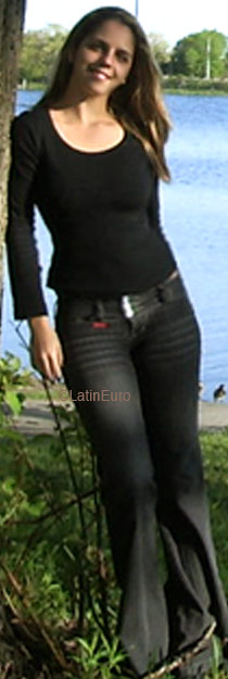 Date this funny Brazil girl Ana from SALVADOR B5107