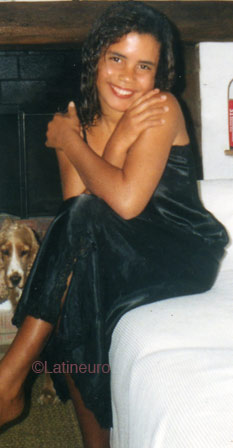 Date this good-looking Brazil girl Diana from SALVADOR B5287