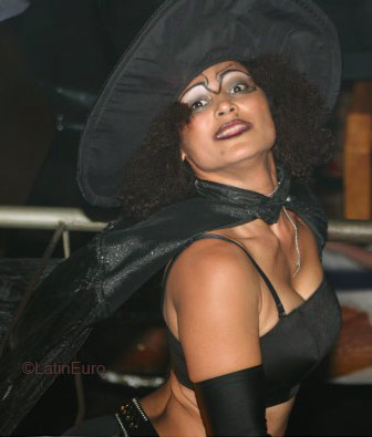 Date this pretty Brazil girl Jessica from  B5296