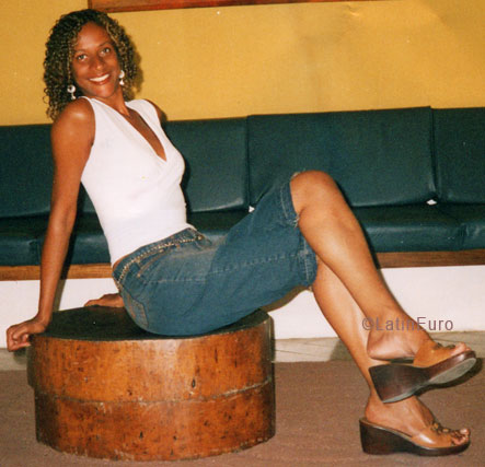 Date this georgeous Brazil girl Elizabeth from RIO DE JANEIRO B5454