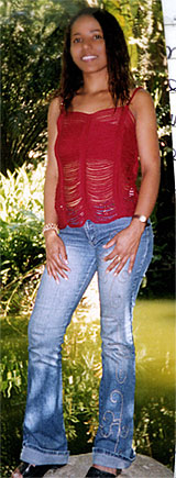 Date this happy Brazil girl Catia from RIO DE JANEIRO B5473